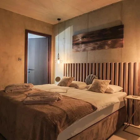 Beautiful With Private Pool Near Sea Villa