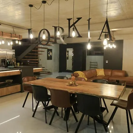 Beautiful With Private Pool Near Sea *