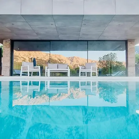 Beautiful With Private Pool Near Sea Villa Baska (Krk)