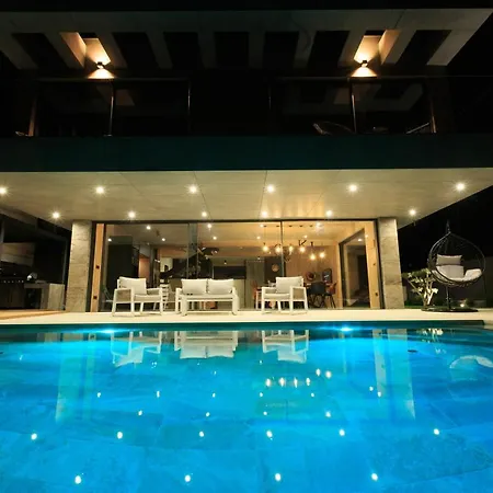 Beautiful With Private Pool Near Sea Baska (Krk)