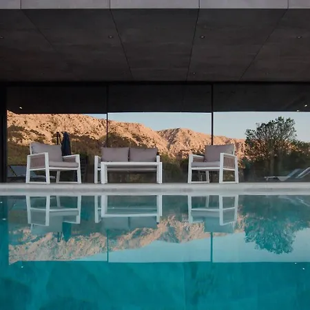 فيلة Beautiful With Private Pool Near Sea *